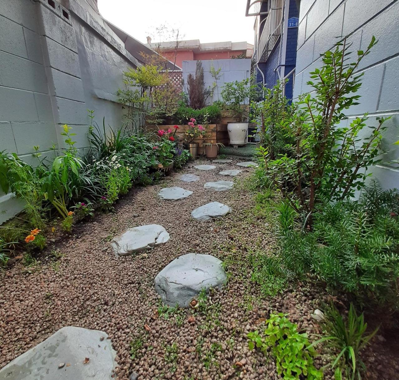 Hongdae Cozy-Women'S Shared Home โซล ภายนอก รูปภาพ